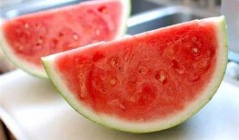 轻心吃瓜,揭秘娱乐圈幕后故事