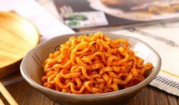 吃火鸡面可以吃哈密瓜吗,跨界美食的奇妙碰撞