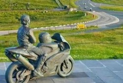 曼岛tt吃瓜观众,吃瓜观众视角下的速度与激情盛宴