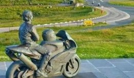 曼岛tt吃瓜观众,吃瓜观众视角下的速度与激情盛宴