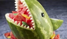 大董吃瓜