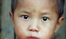 酷酷的吃瓜少年